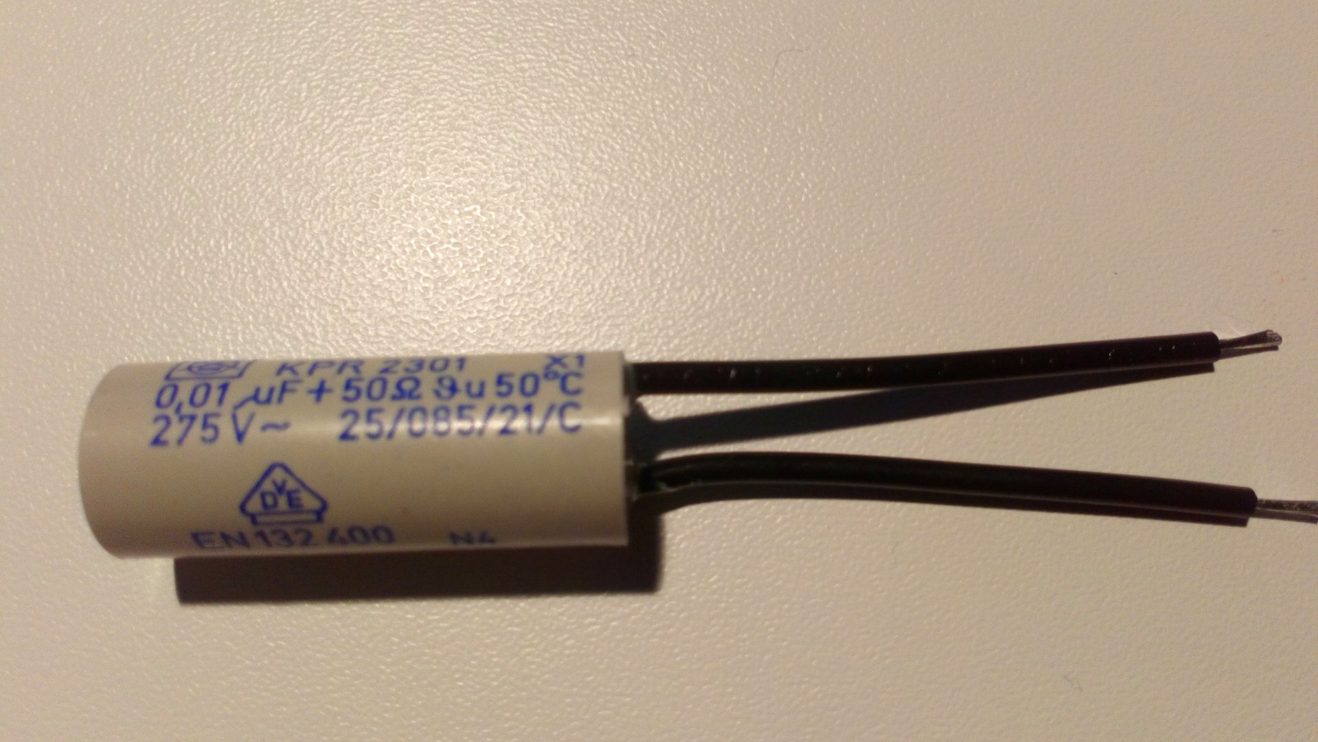 0,01 µF 275 VAC Entstörkondensator Iskra KPR2301 