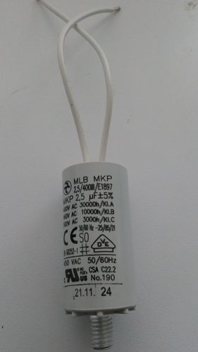 motor capacitor 2,5 µF 400 VAC Hydra (AEG) class A / stranded wire